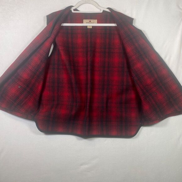 Woolrich Men’s Buffalo Plaid Full Zip Vest – Red/Black, Size XL - Picture 5 of 10